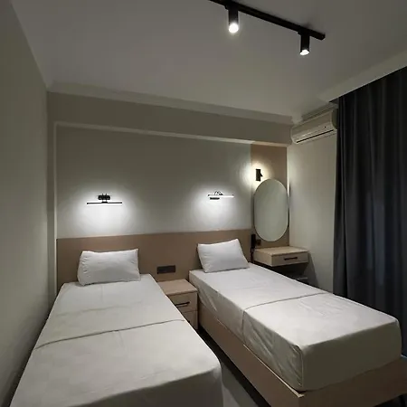 Hotel Zera By Oezuekara