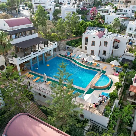 Hotel Zera By Oezuekara 3*