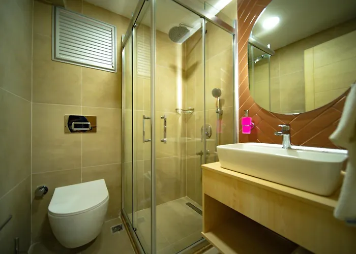 Hotel Zera By Oezuekara